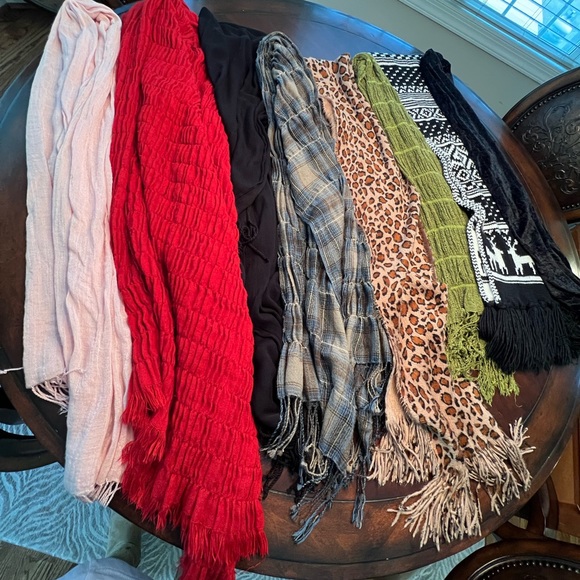 Assorted Patterned and Solid Scarves Set - Picture 3 of 3